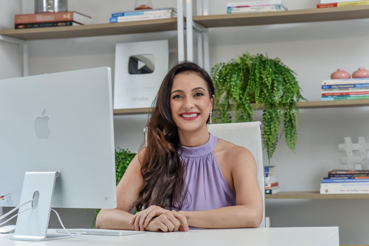 Paula Moura, fonoaudióloga
